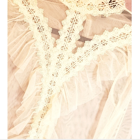 NEW: SHEER MOCK NECK RUFFLED BLOUSE - Picture 8 of 16